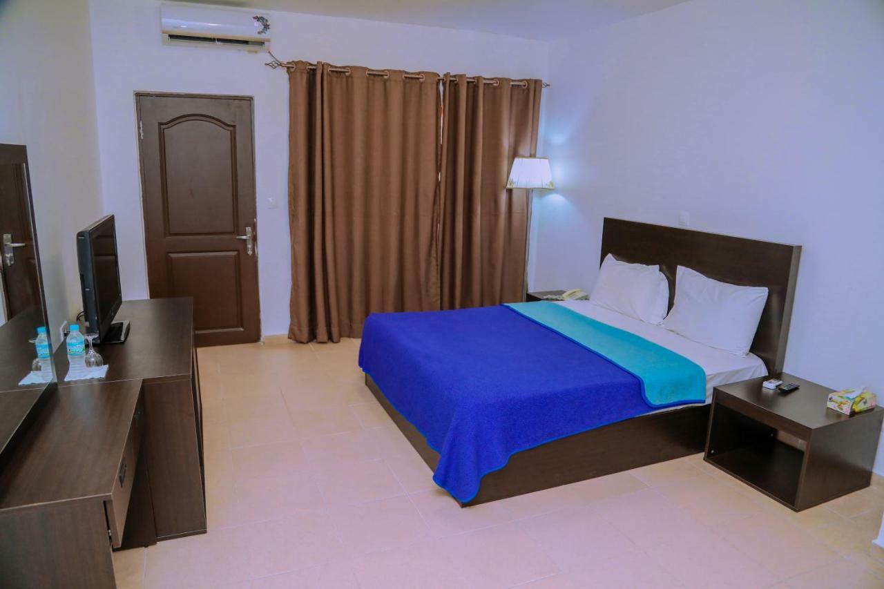 Riviera Taouyah Hotel Conakry Esterno foto